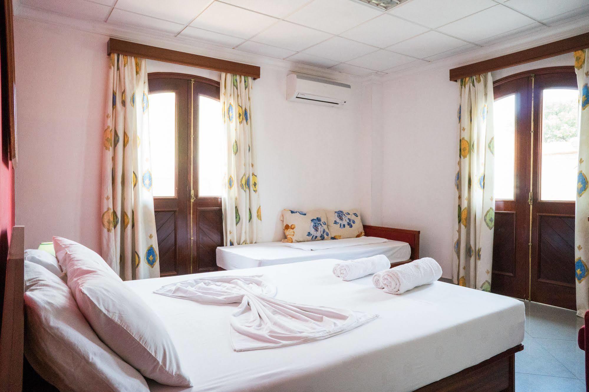 Royal Mindelo Suite Ngoại thất bức ảnh